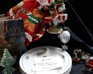 Christmas Table Decor