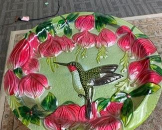 Table with hummingbird
