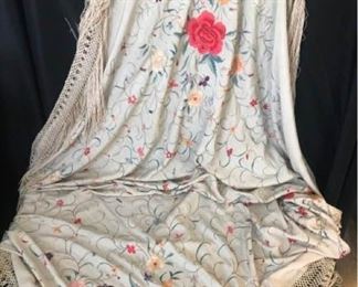 Antique 19th Century Floral Chrysanthemum Motif Piano Shawl