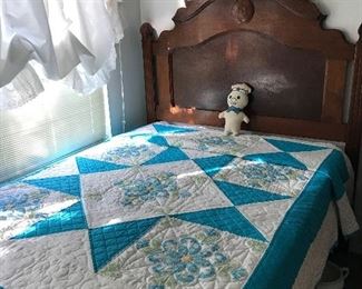 A closer look at the beautiful Queen Sized Hand-Embroidered, Hans-Quilted Quilt.