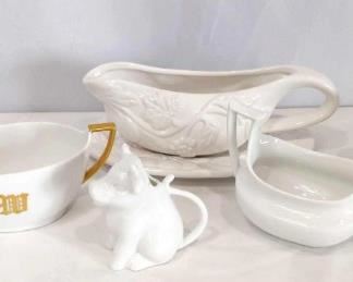Entertaining Pieces	
Misc dishes or entertaining including 2 sets Z.S and CO Bavaria cream and sugar, Oneida Gravy boat and saucer plate, and one unmarked mini cow creamer