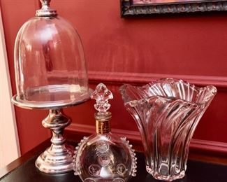 Cloche on a pedesdal. $24