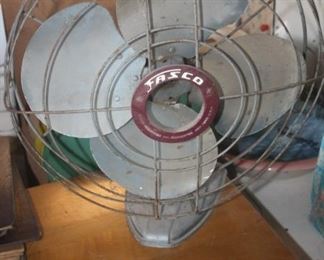 VINTAGE FAN