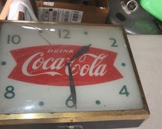 VINTAGE WORKING COCA COLA CLOCK