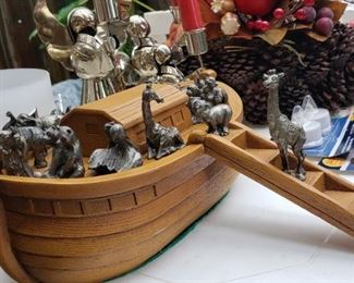 Noah's Ark figures
