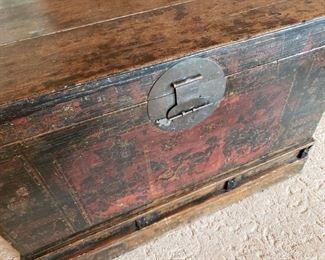 Antique Chinese chest