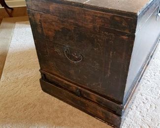 Antique Chinese chest