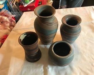 4 pieces of Niloak Swirl