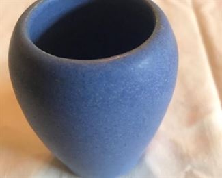 Niloak Blue planter/vase - small