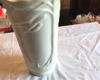 Niloak Off White planter/vase