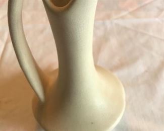 Niloak Off White planter/vase - Ewer
