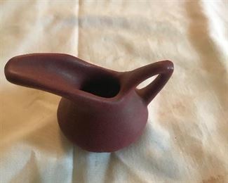 Niloak dark pink/magenta pitcher -small