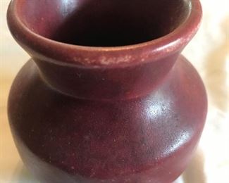 Niloak dark pink/magenta planter/vase