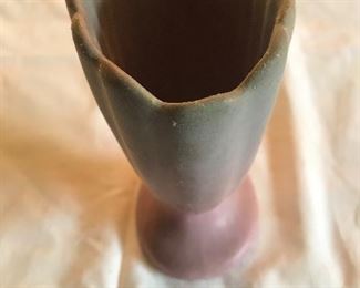 I think this Vase is green with tan Matt - Niloak for Victory 