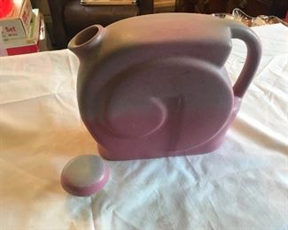 Niloak water bottle with lid