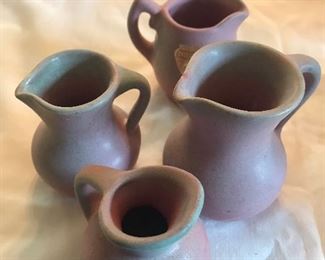 4 pieces - small - pitchers
