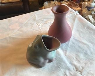 Niloak Vase & frog
