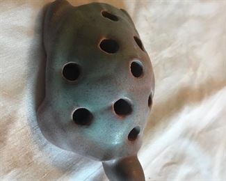 Niloak Turtle flower frog 