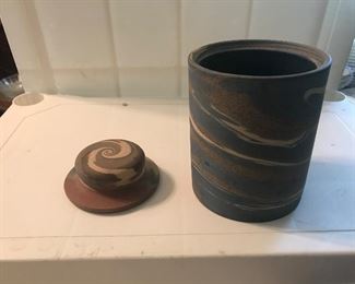 Storage container with  Lid - Niloak Swirl
