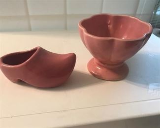 Niloak pink Dutch shoe & vase