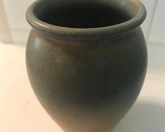 Small Niloak vase
