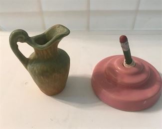 Small Niloak Urn and pencil
Holder