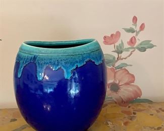 Item 116:  Jenifer Lyons pottery - 5.5" x 6.5": $85