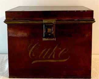 Item 338:  Antique 1920's Cake Box:  $65.00