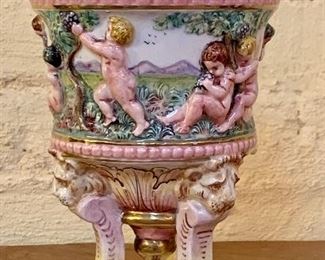 Item 555:  Decorative Ceramic Urn, Italy: $24