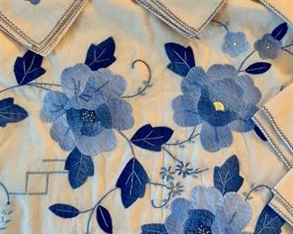 detail - excellent condition