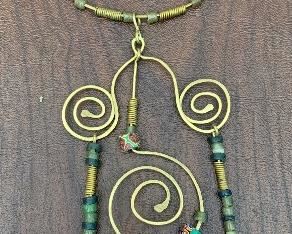 Item 263:  Wire necklace:  $20.00
