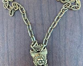 Item 269:  Vintage Necklace:  $26.00