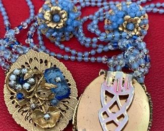 Another closer view of clip