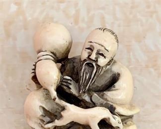 Item 318:  Netsuke - 1.75":  $125