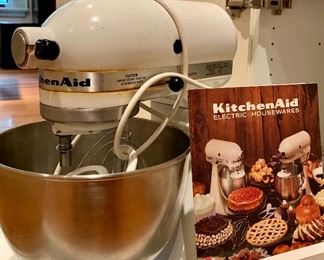 Item 522:  Kitchen Aid mixer:  $100