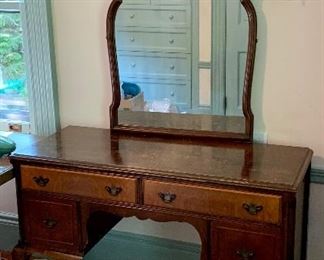 Item 385:  Vintage Vanity in need of some TLC! - 46"l x 19"w x 64.75"h $150 - we have night stand and twin beds as well!