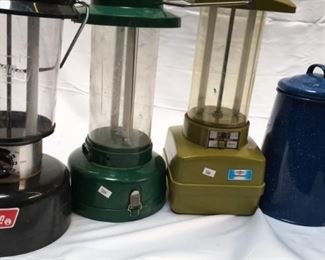 https://connect.invaluable.com/randr/auction-lot/vintage-colman-lantern-lot-w-blue-enamel-tea-pot_0FA4A079E3
