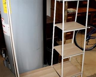 Clothing rack / shelving unit