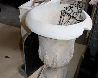 Concrete urn planter