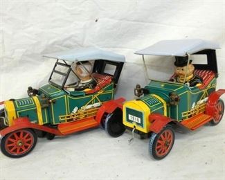 (2) BO ANTIQUE CARS W/DRIVERS 