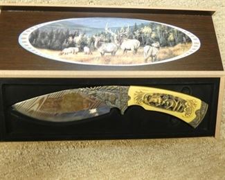 CARVED STAINLESS STEAL KNIFE W/ BOX 