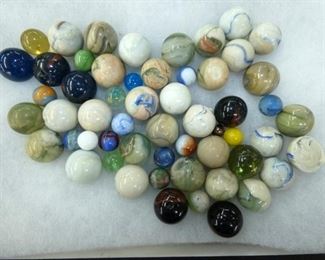 EARLY COLLECTION MARBLES 