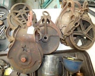 VARIOUS EARLY WELL PULLEYS 