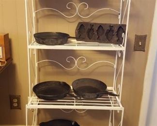 Baker's rack & cast iron