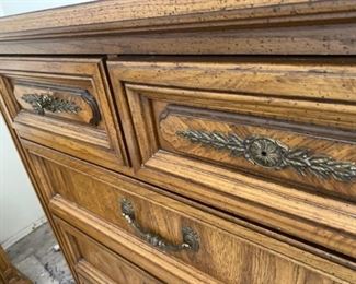 Great 5 Piece Bedroom Set