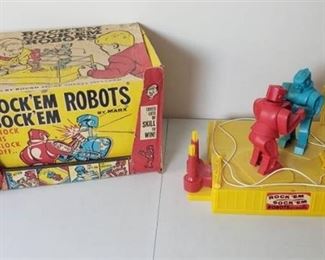 Vintage Rock'em Sock'em Robots by Marx w/ Box ( Ring Post broken and one missing)