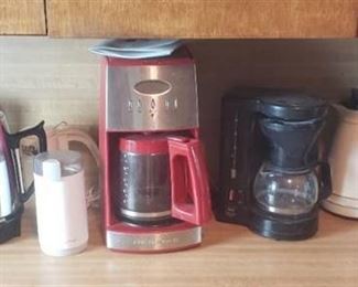 Coffee Makers, Electric Percolator (no cords), Bean Grinder, and Hot Pots
