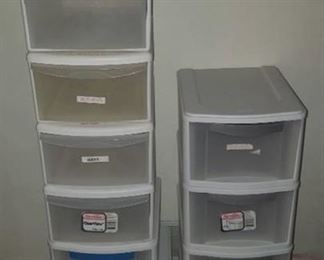 10 Sterilite 17 Qt. Single Stackable Drawers and One 25 Qt. Drawer