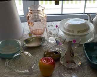 Corelle, Pyrex, great flower frog, and more