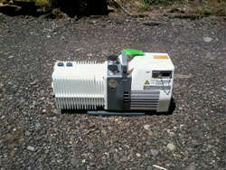 Alcatel vacuum pump model no. 2021SD
